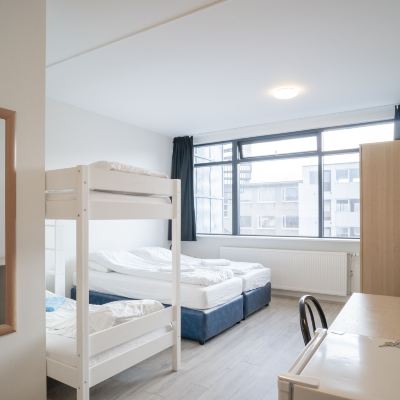 四人間配獨立浴室 帕維賓館優惠