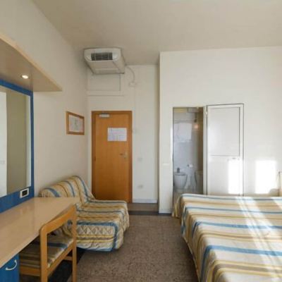 Triple Room Hotel Moderno Promo Code