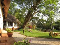 Thokozani Lodge Hotel di 