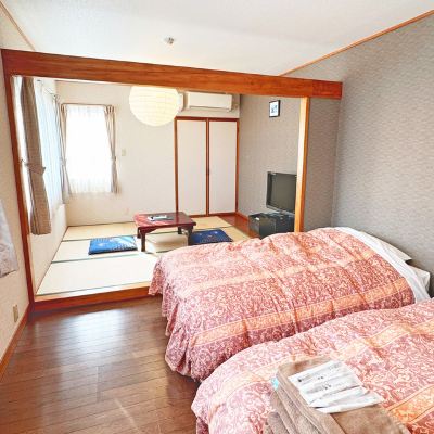 Semi Western-Style Room Stream Promo Code