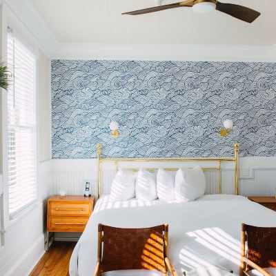 Classic King Room - Non-Smoking Gibson Inn Promo Code