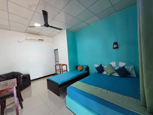 三人间（园景）