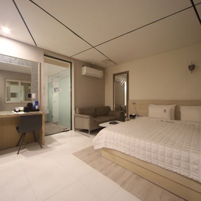 Premium (Karaoke+Gaming 2Pc) 2Night Hotel Promo Code