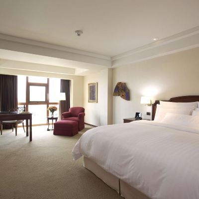 Executive King Room with City View Swissotel Lima Promo Code