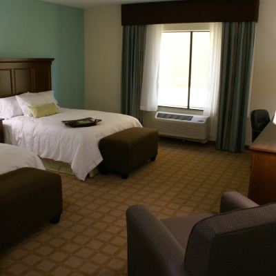 2 Queen Beds Room, Non-Smoking Hampton Inn & Suites Center Promo Code