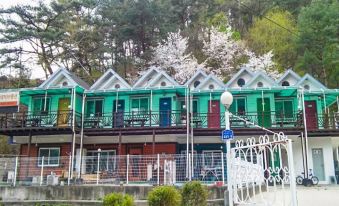 Hongcheon Bandi's Herb Pension