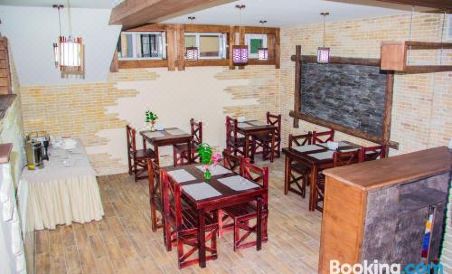 Hotel Dcorner - Housity