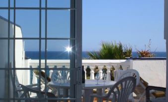 Casa Arkadia Beach Marvellous Frontbeach with Stunning Seaviews and Historic Lighthouse
