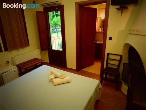 带山景的双人间