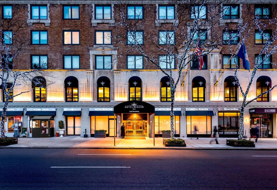 Hotel BeaconOne-Bedroom Queen Suite