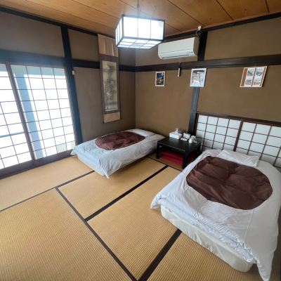 8 Minutes Walk from Isawa Onsen Station Equipped