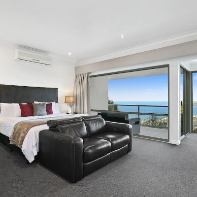 Luxury Double Room, 1 King Bed, Bay View, Sea Facing