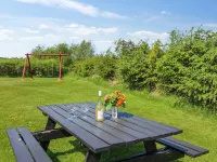 "Menka" - 1.3km from the Sea Hotels in Bindslev