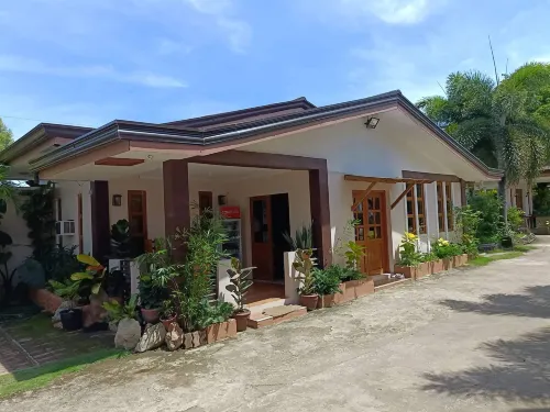 Baywalk Garden Pension House