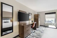 Best Western Plus Bourbonnais Hotel  Suites Hotels in 