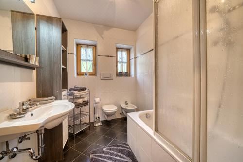 高级一卧室带阳台公寓