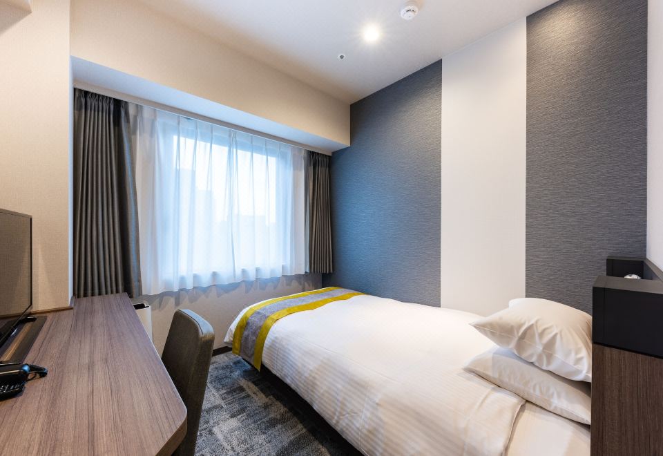 Hotel KazusayaSemi Double Room, Non Smoking (Shower Booth Only)