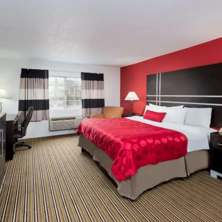 Ramada by Wyndham Mountain Home Отели в г. Бакстер
