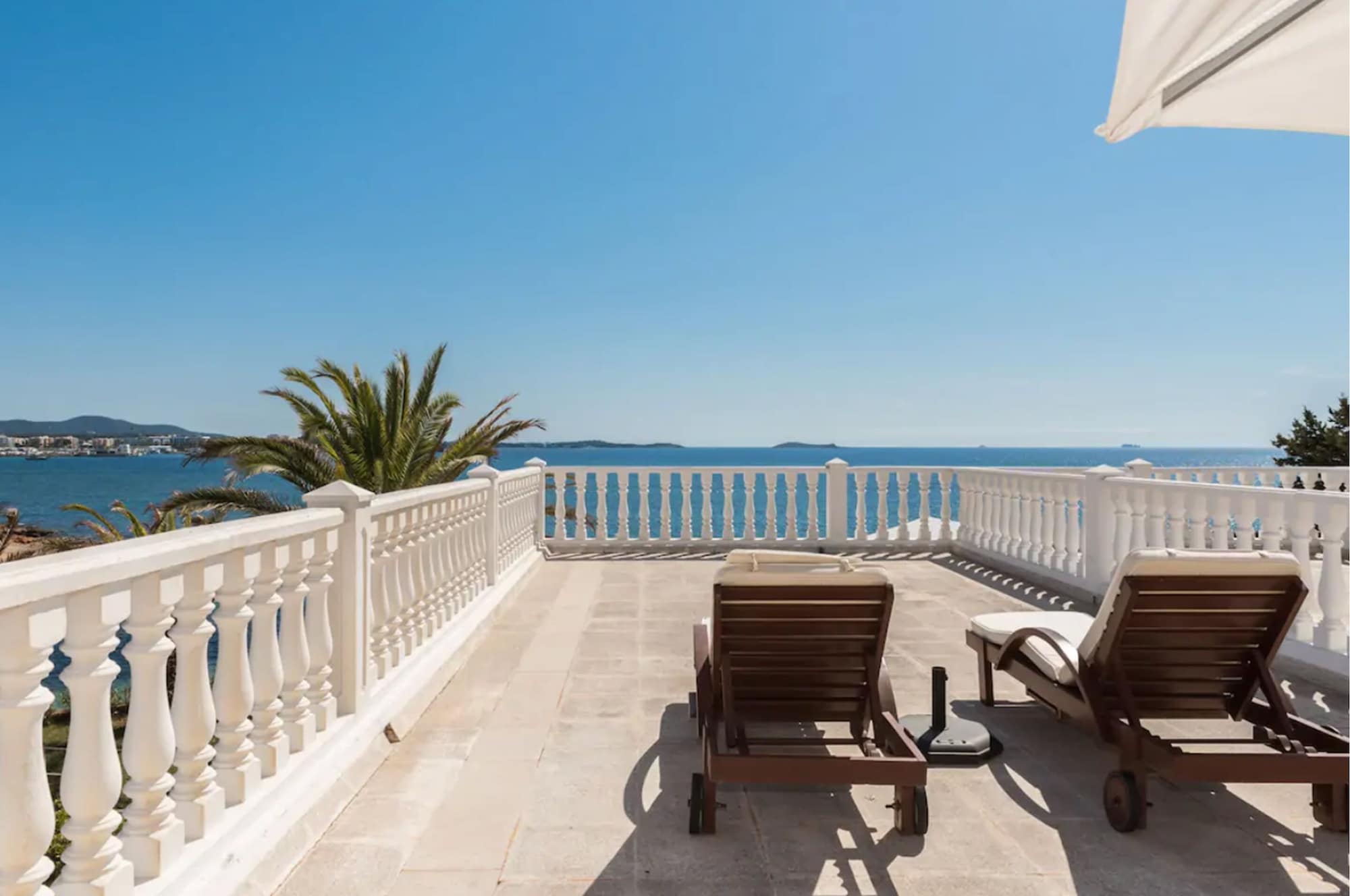 高级双人房 带海景