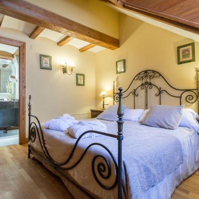 Family Suite, 2 Bedrooms, Hot Tub, Tower Hotel Ciria Promo Code