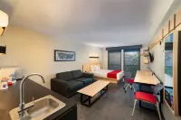 City Express by Marriott Paraiso Hotels in 