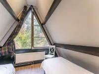 Charming Holiday Home with WiFi Hotels in Stramproy