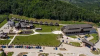 Etno kompleks Vrdnicka Kula Hotels in 