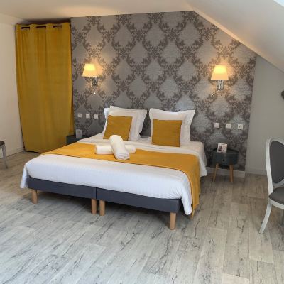 Deluxe Room Manoir de Pierre Levée, the Originals Relais Promo Code