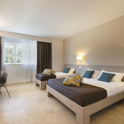 Classic Triple Room Hotel Dimorae Promo Code
