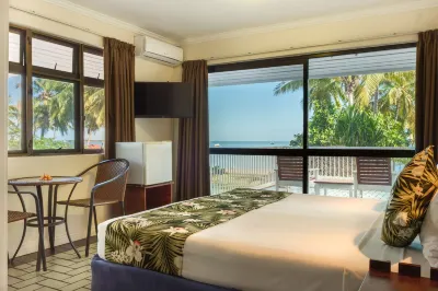 Aquarius on the Beach Hotels in 
