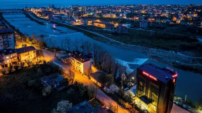 Rossi Luxury Hotel Отели в г. 
