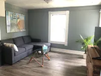 Charming 2 Bedroom Apartment