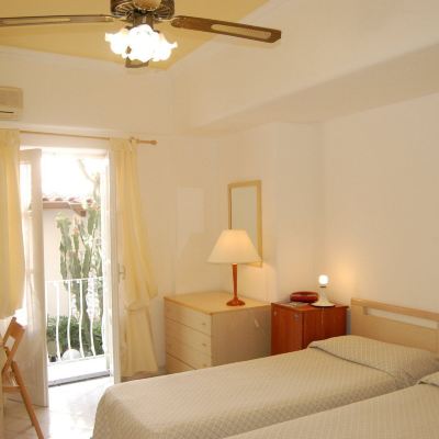 Quadruple Room Hotel Villa Augustus Promo Code