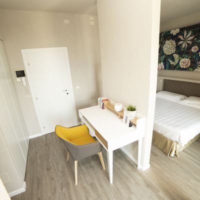 Deluxe Double Or Twin Room With Lake View Hotel Miranda Promo Code