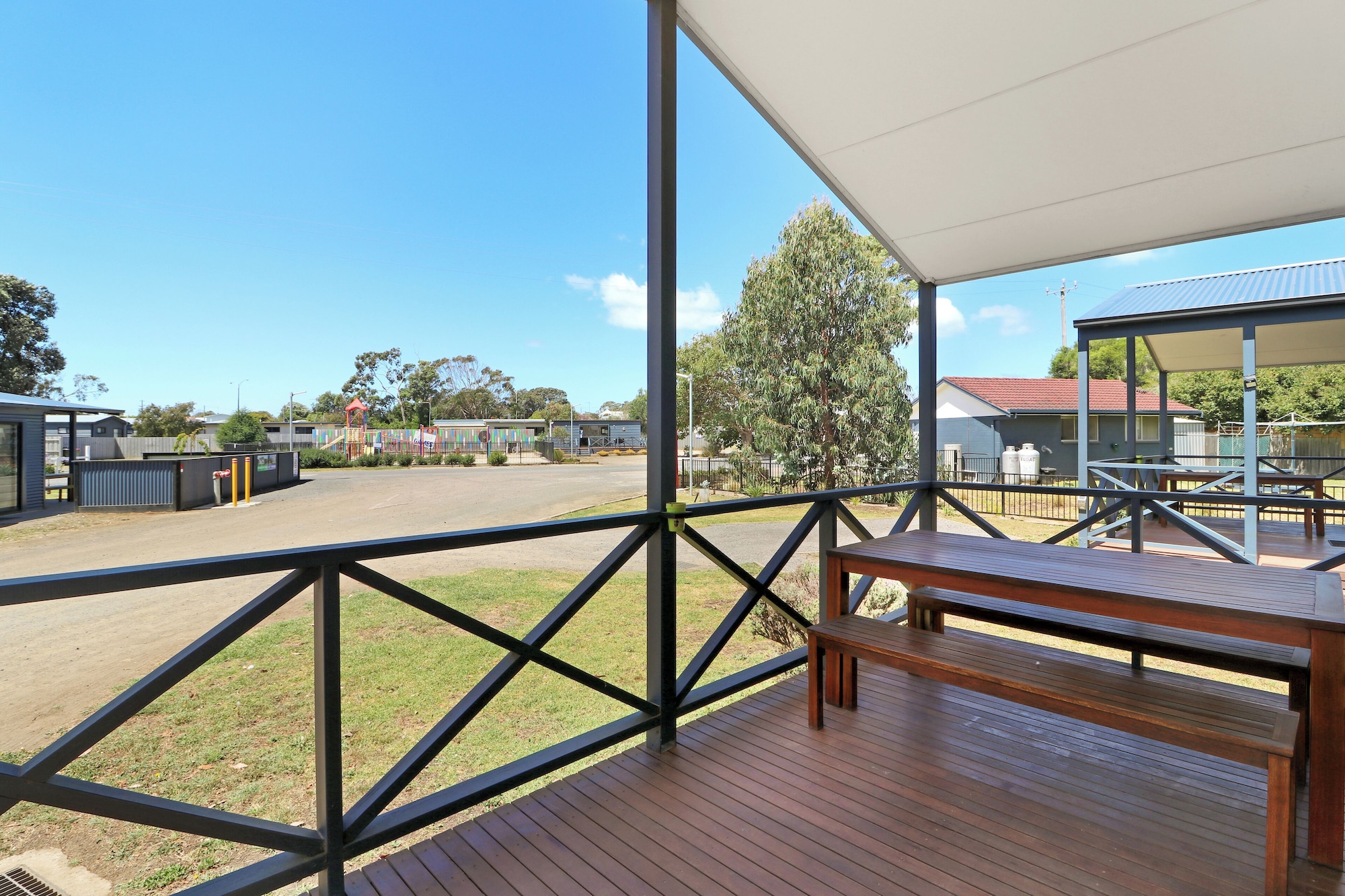 标准双卧室小屋