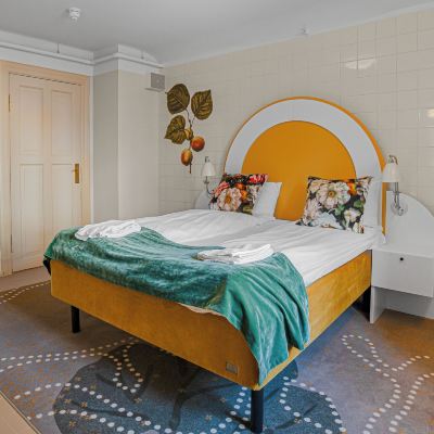 Standard Apartment, 1 Queen Bed With Sofa Bed The Apartments Company - the Sweet Promo Code