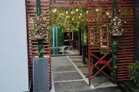 Optwood Hotel  호텔