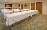 Holiday Inn Express & Suites BRANSON 76 CENTRAL by IHG