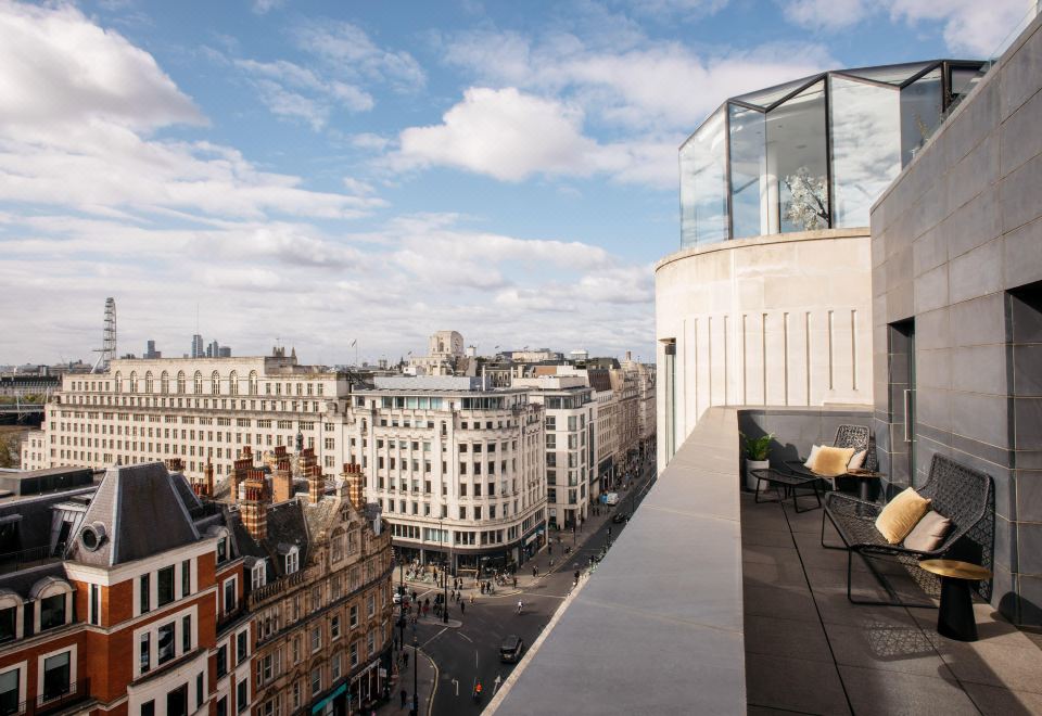 至尊ME+套房复式顶楼公寓