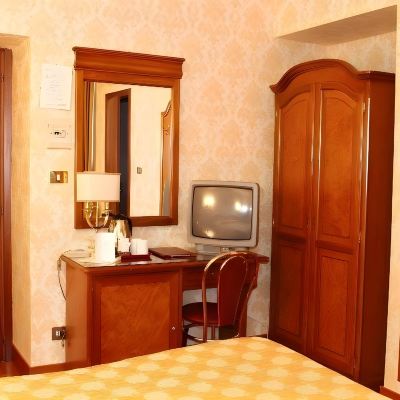 Standard Twin Room Hotel Pace Helvezia Promo Code
