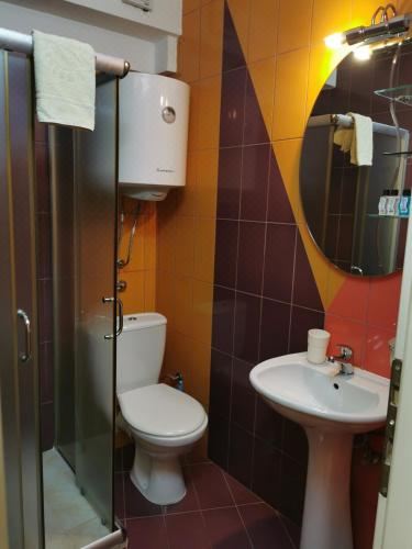 带湖景的双人间