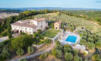 Tenuta Decimo - Il Borgo di Mariano - Housity