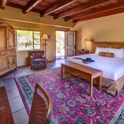 Room, 1 King Bed (Hacienda)