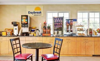 Days Inn by Wyndham Bethel - Danbury