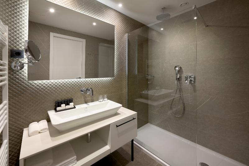 Double Or Twin Double Or Twin Superior With Sea View