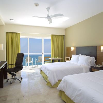 Deluxe Double Room with Resort View
