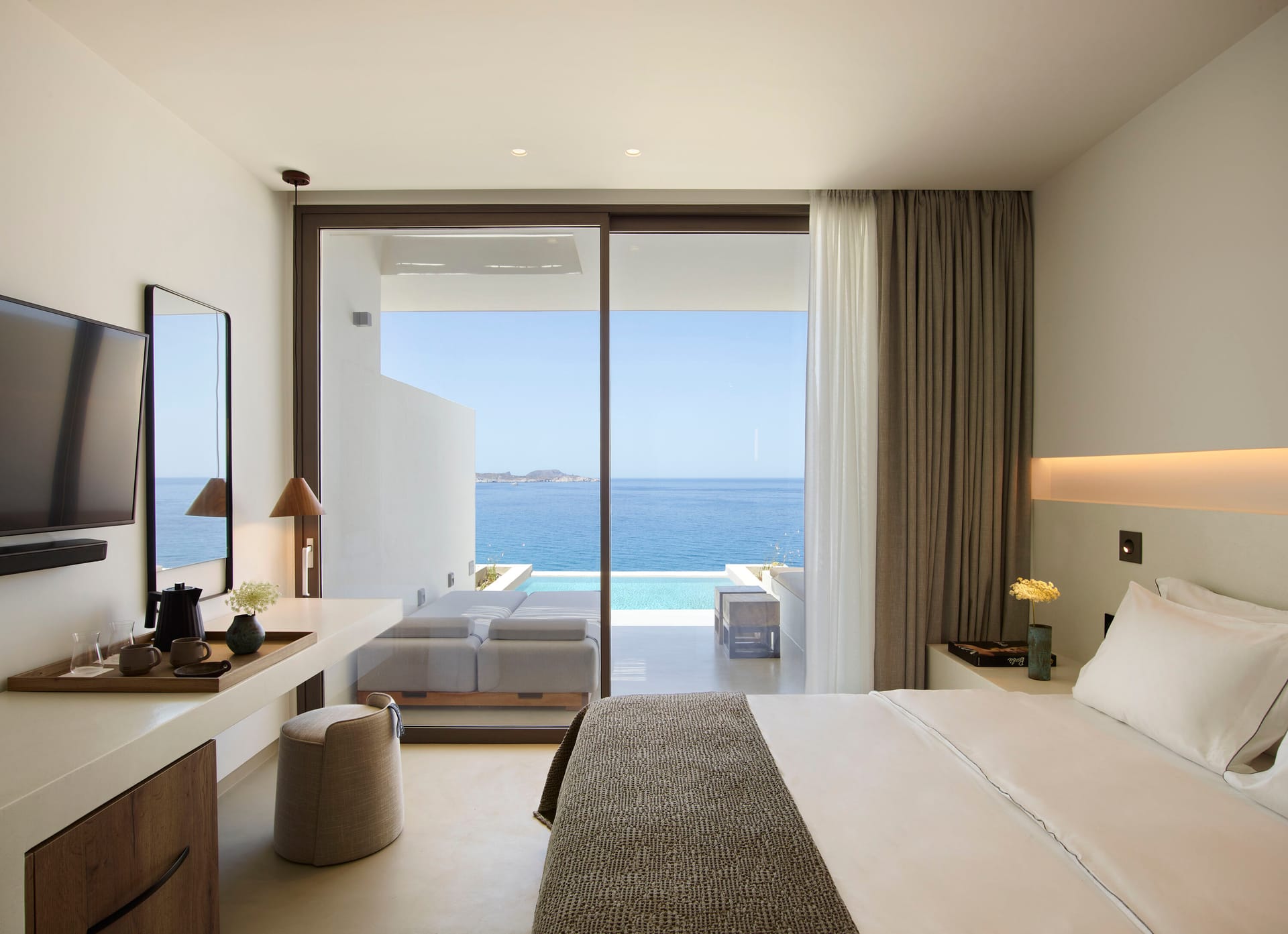 Premium Deluxe Suite with Private Pool&Panoramic Sea View