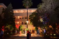 Beach Luxury Hotel Hotels in 