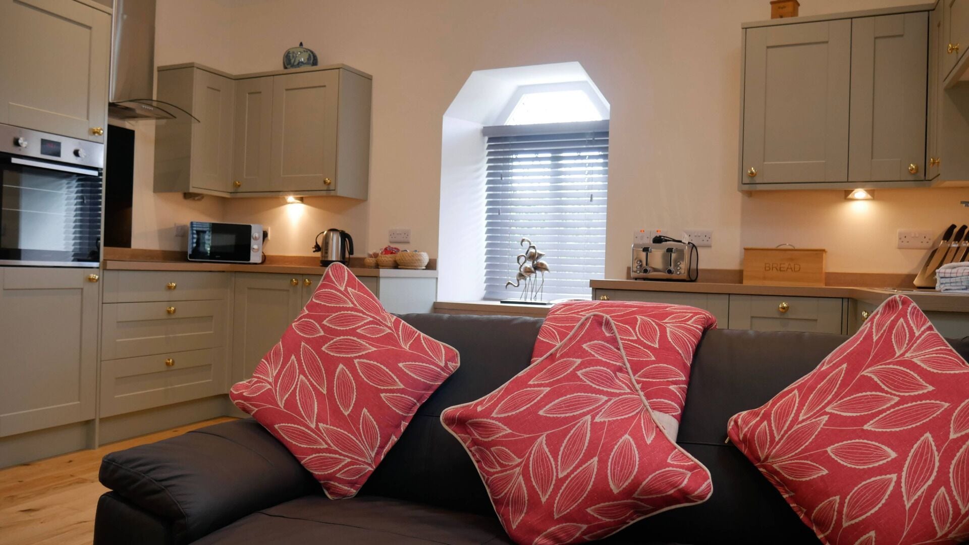 传统村舍， 2 间卧室， 热水浴缸， 花园景观