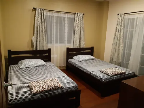 Restful 3Br Hillside Duplex House